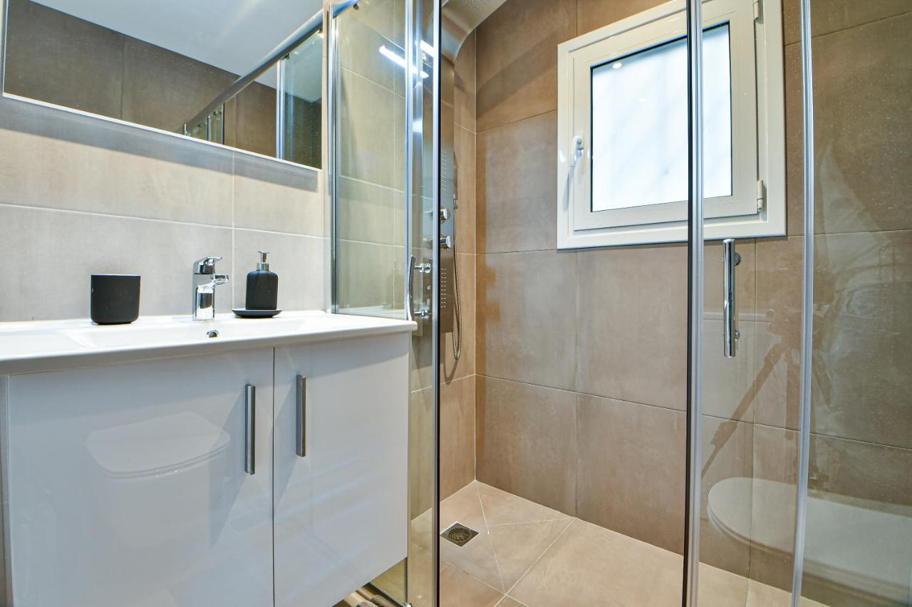 Boutique77 Luxury Apartment Athens Ngoại thất bức ảnh