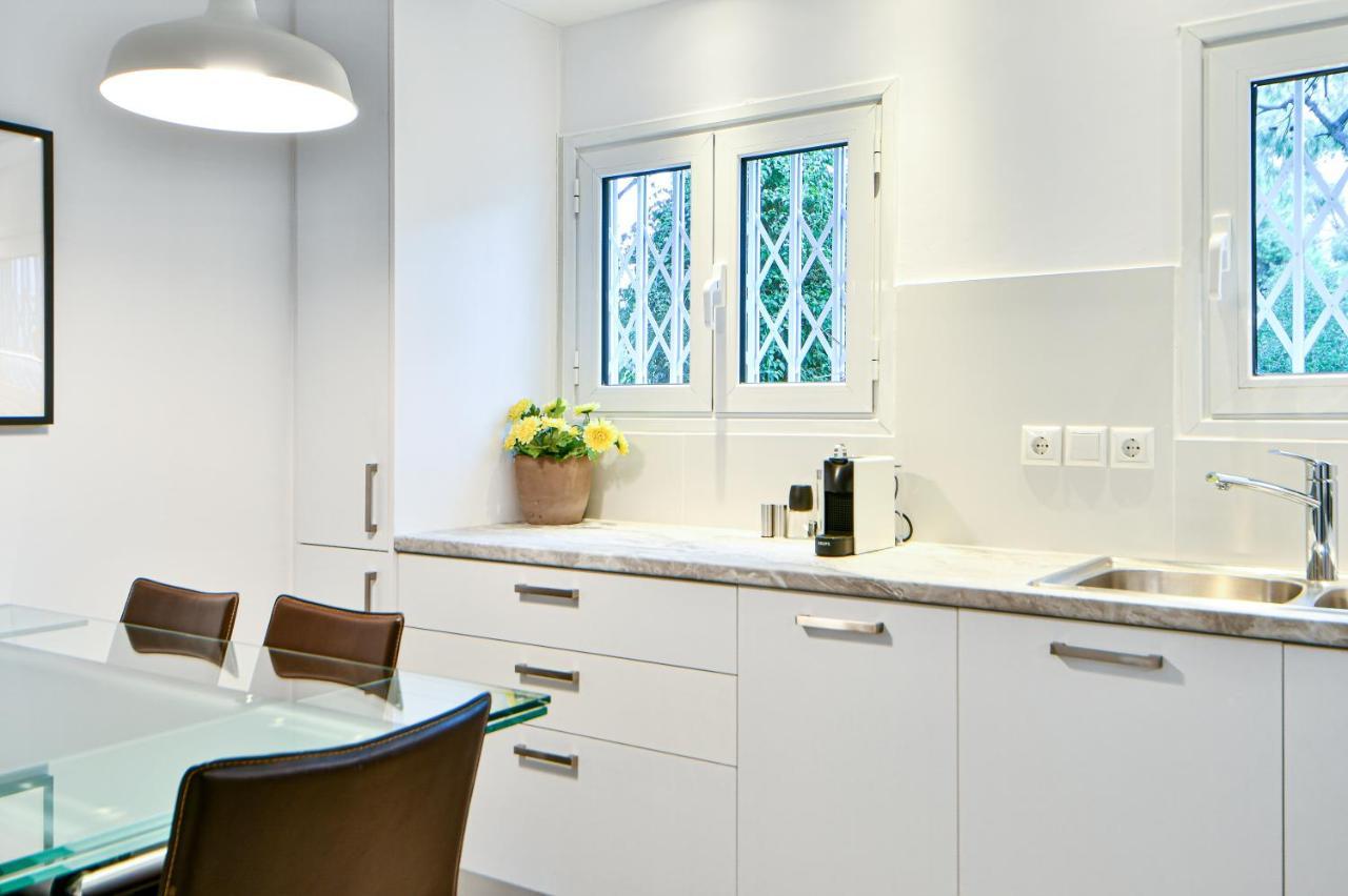 Boutique77 Luxury Apartment Athens Ngoại thất bức ảnh