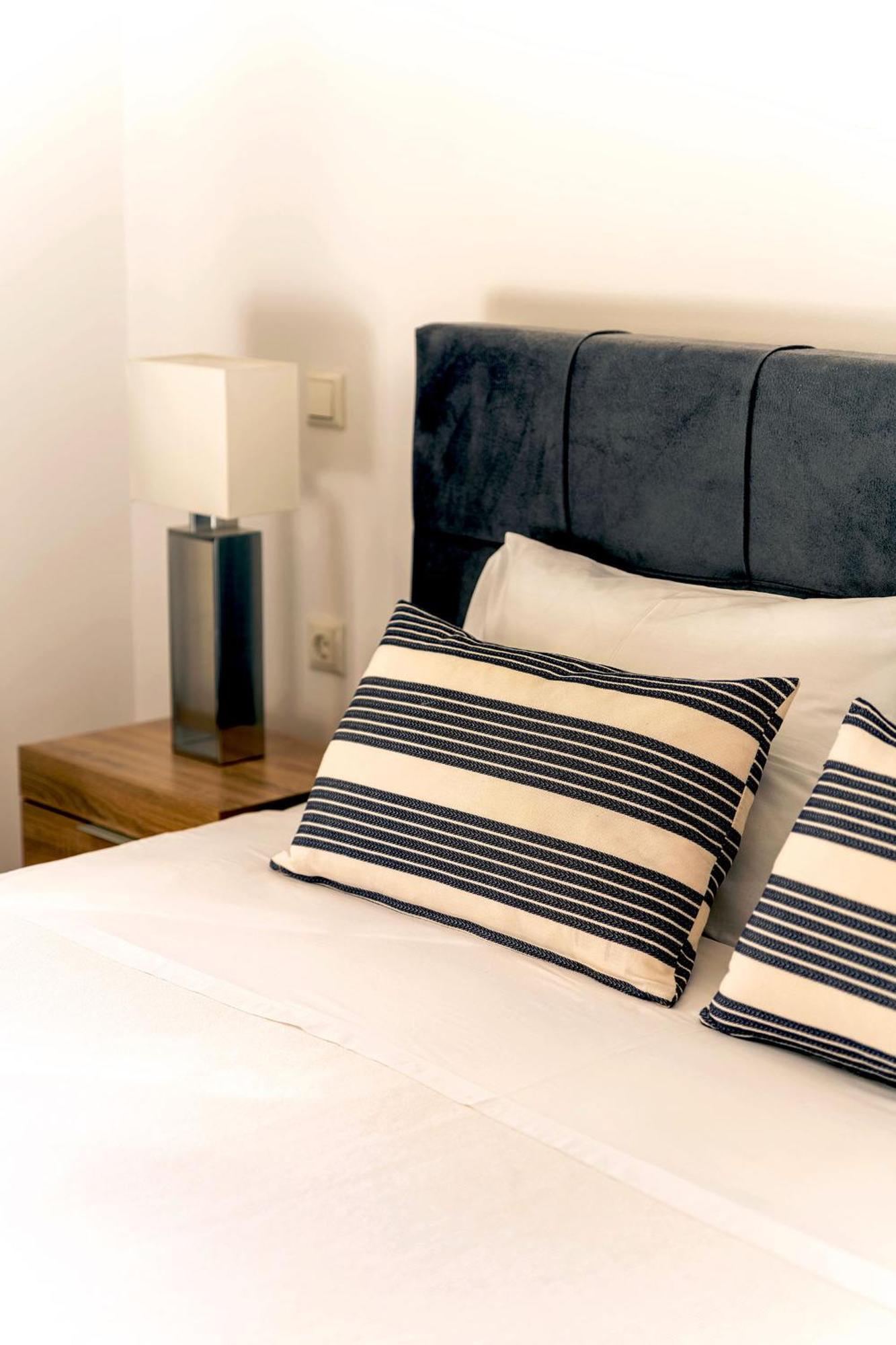 Boutique77 Luxury Apartment Athens Ngoại thất bức ảnh